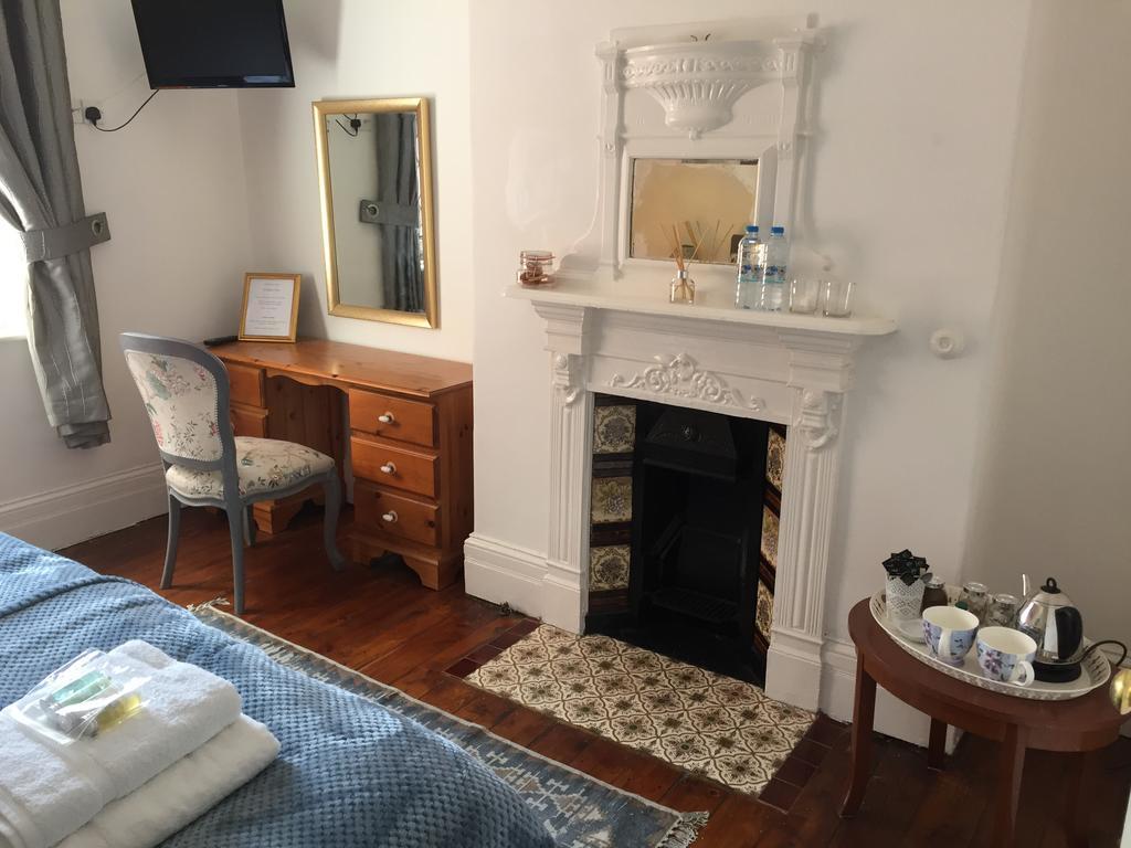 Sandsides Guest House 惠特利湾 外观 照片