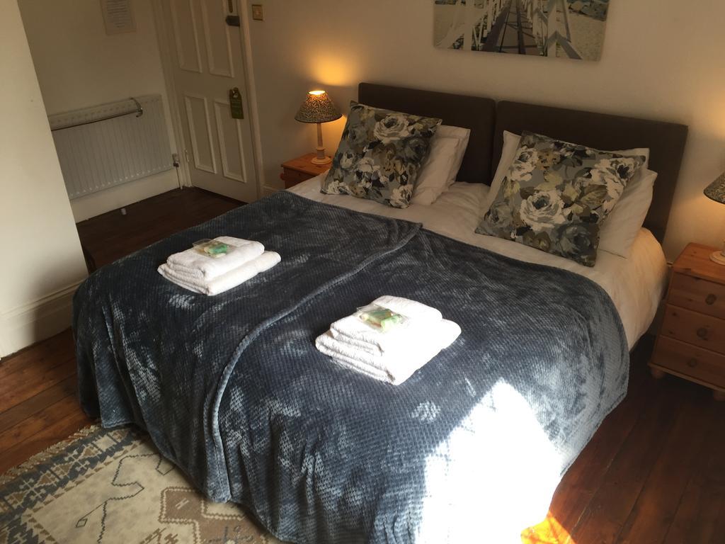 Sandsides Guest House 惠特利湾 外观 照片
