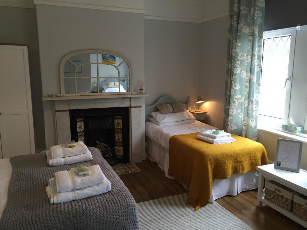 Sandsides Guest House 惠特利湾 外观 照片